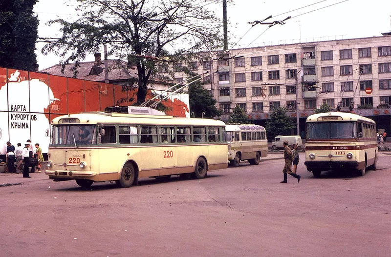 На троллейбусе в Ялту: 10 архивных кадров легендарного маршрута 1973 года троллейбус, симферополь, ялта, крым, 1973, ссср, шкода 9тр, алушта