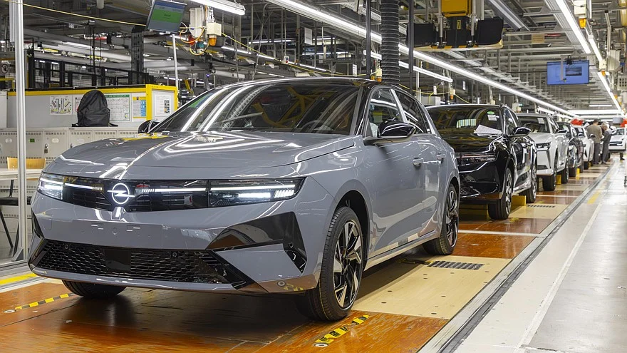 Opel раскрыл планы: новые Astra, Corsa и кроссовер до 2030 года Opel, Astra, Corsa, STLA One, новинки, Stellantis, кроссовер, Leapmotor