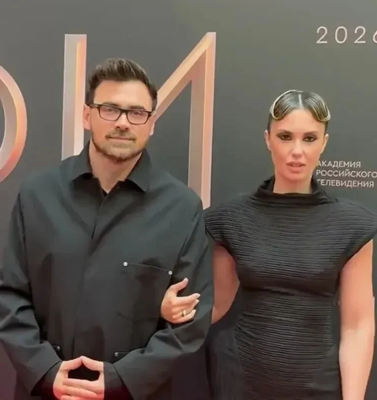 Канделаки, Бондарчук и Высоцкая: кто блистал на ТЭФИ-2026 Канделаки, Бондарчук и Высоцкая: кто блистал на ТЭФИ-2026 ТЭФИ, знаменитости, светские мероприятия, новости