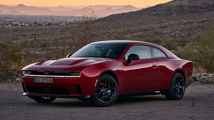 Dodge Charger добрался до Европы: объявлены цены и комплектации