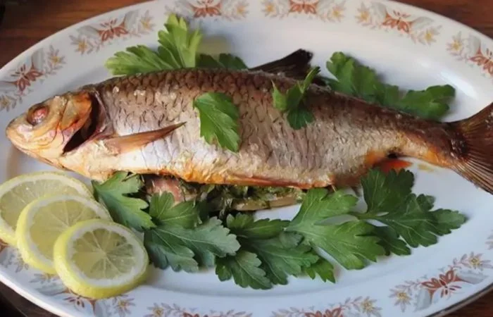 Соленая рыба из СССР: что скрывалось за культовой закуской Соленая рыба из СССР: что скрывалось за культовой закуской вобла, тарань, СССР, история, еда, закуска, копчение, вяление