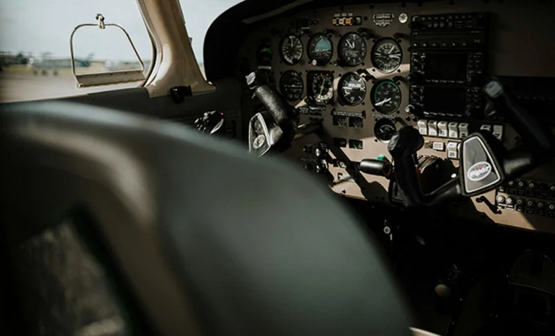 Капитан-самозванец Air Canada: 917 рейсов без лицензии Капитан-самозванец Air Canada: 917 рейсов без лицензии Air Canada, мошенничество, пилот, лицензия, авиация, Канада, разоблачение