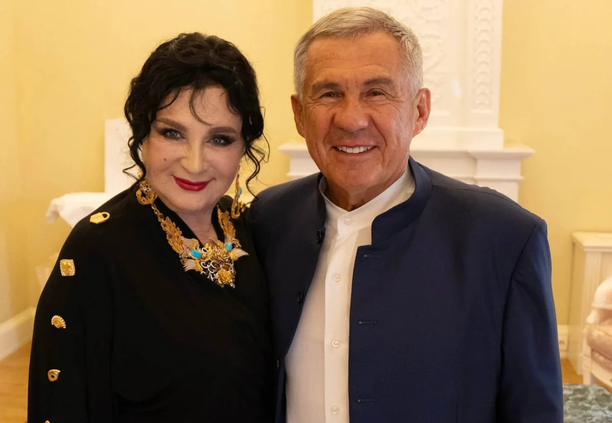 77-летняя Ирина Винер вышла в свет в двух ярких образах: авангард и классика