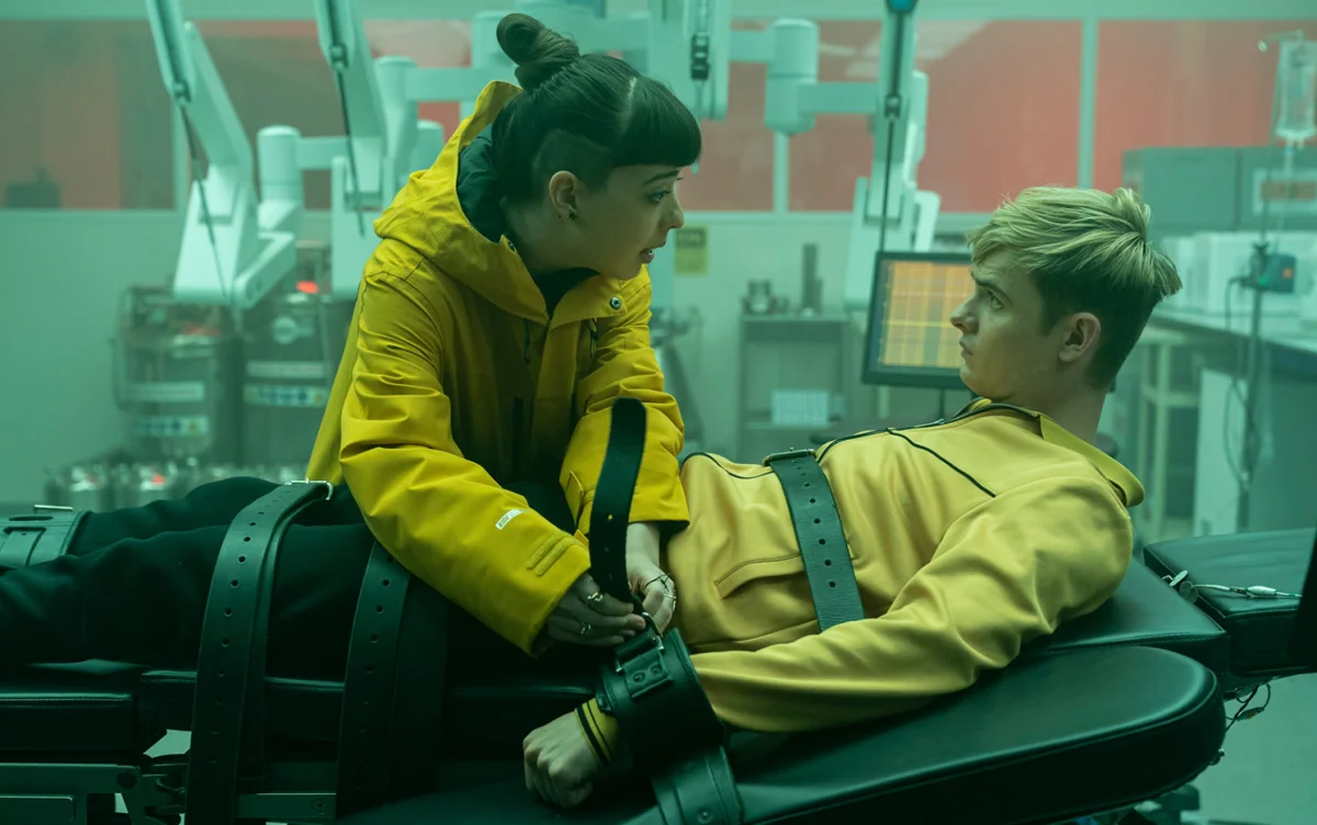 Сериалы для детей: что смотрят Виторган и его сын Сериалы для детей: что смотрят Виторган и его сын Максим Виторган, Ксения Собчак, Платон, сериалы, Детство Шелдона, Sweet Tooth, Уэнздей, Алекс Райдер, семейный киновечер, дети 7-12 лет