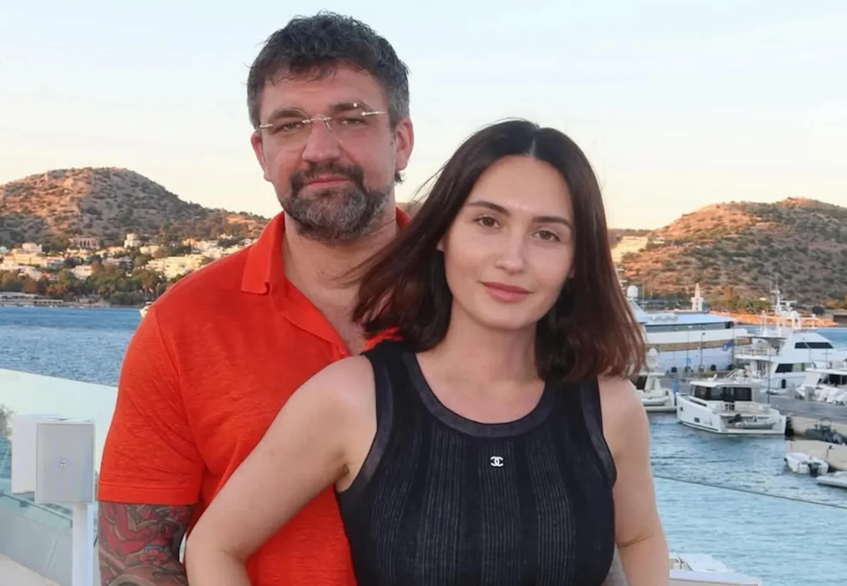 Отпуск в Греции: Баста и его жена показали романтичные фото Баста, Елена Вакуленко-Пинская, светская хроника, отдых знаменитостей