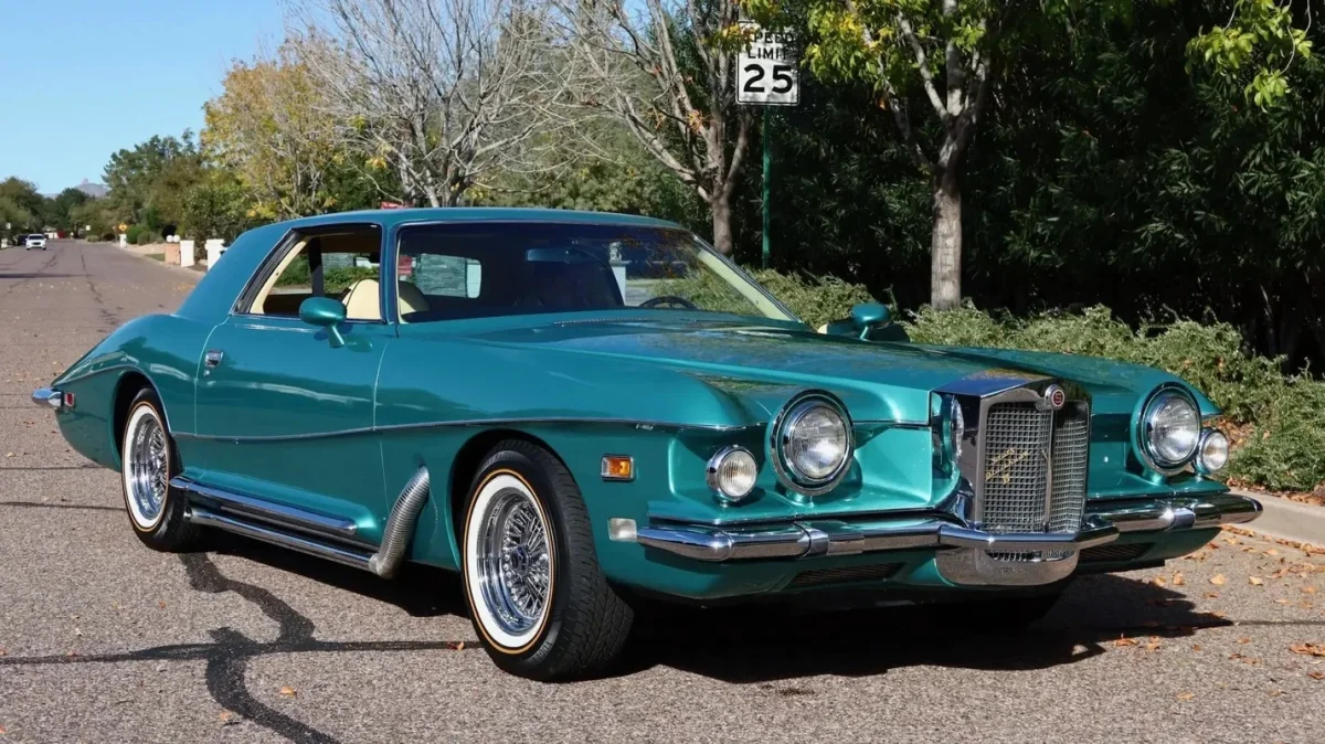 Stutz Blackhawk: почему этот автомобиль стоил 75 000 долларов и кто на нём ездил