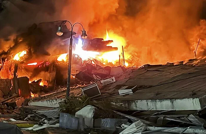 В Венесуэле землетрясение унесло жизни почти 200 человек: хроника катастрофы землетрясение, Венесуэла, катастрофа, новости, происшествия