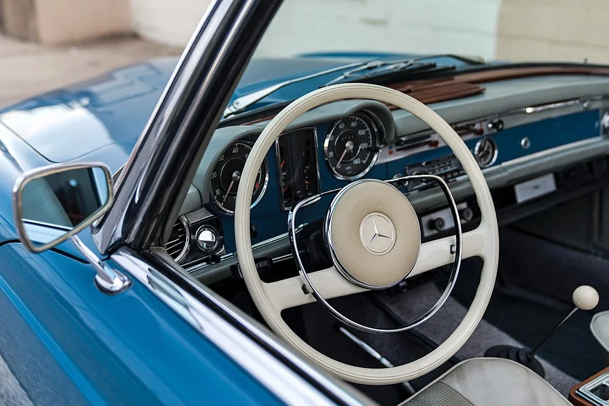 «Пагода» на колёсах: как Mercedes-Benz SL W113 стал иконой стиля и комфорта Mercedes-Benz, SL, W113, Пагода, ретро, автоистория, родстер, классика