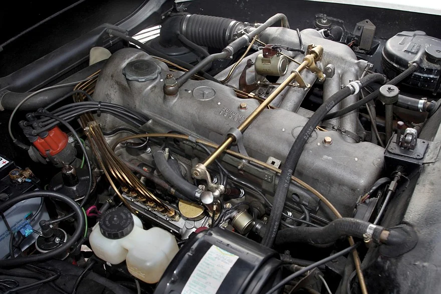 «Пагода» на колёсах: как Mercedes-Benz SL W113 стал иконой стиля и комфорта Mercedes-Benz, SL, W113, Пагода, ретро, автоистория, родстер, классика