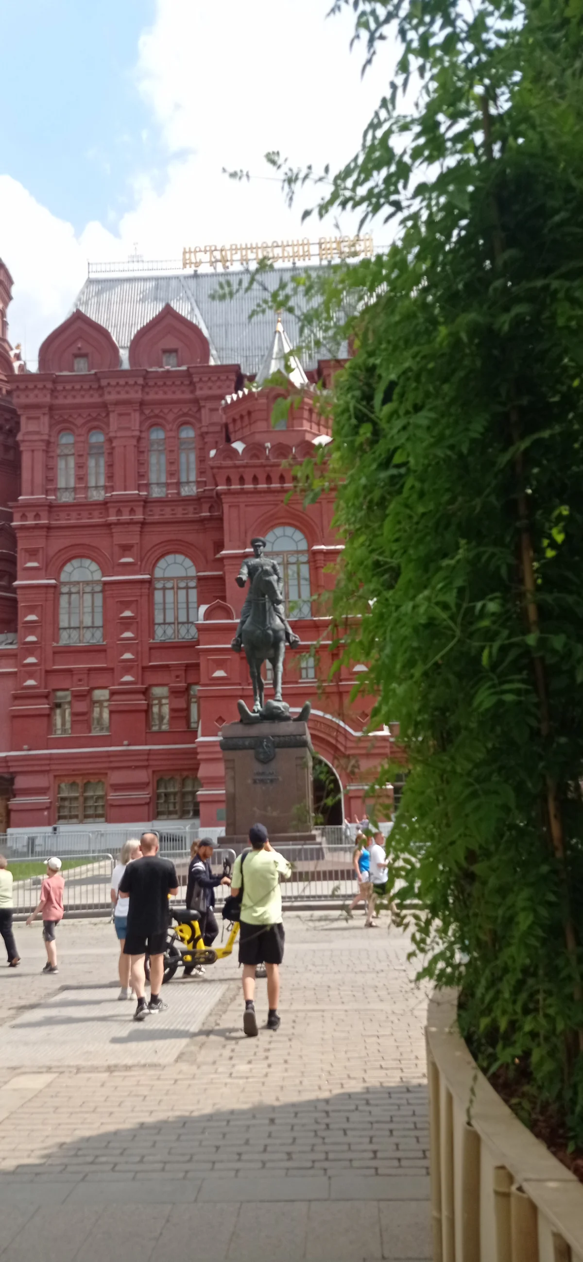 Экзотический оазис в центре столицы: как выглядит сад-трансформер у Кремля сад, Москва, растения, цветы, прогулка, лето, центр, достопримечательности