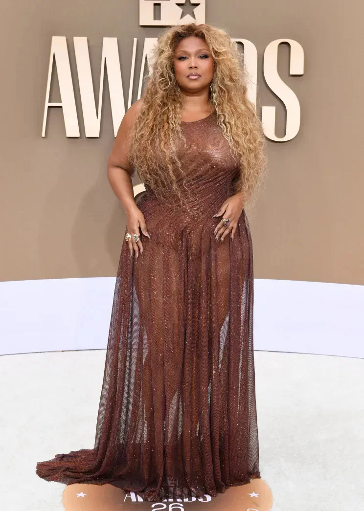 Золотая ночь в Лос-Анджелесе: кто стал триумфатором BET Awards BET Awards, Знаменитости, Светская хроника, Музыка