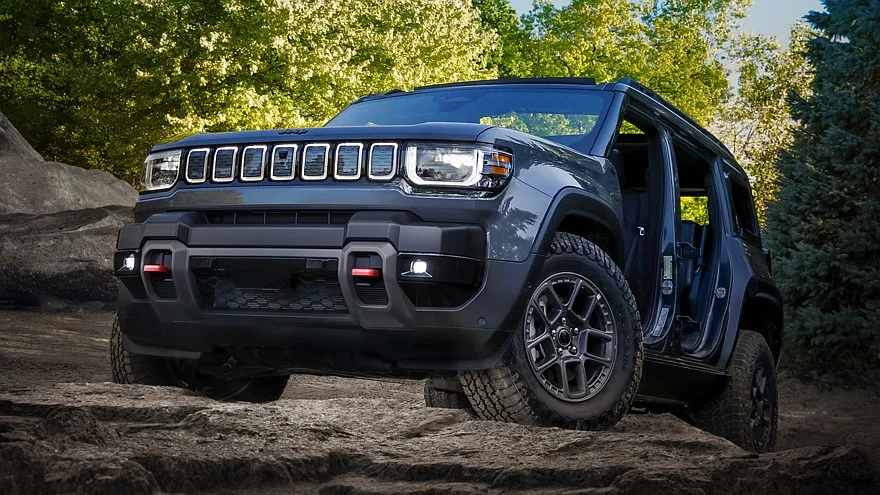 Jeep готовит три новые модели для Европы в партнёрстве с Dongfeng Jeep готовит три новые модели для Европы в партнёрстве с Dongfeng Jeep, Stellantis, Dongfeng, кроссовер, внедорожник, Европа, новинки, 2030