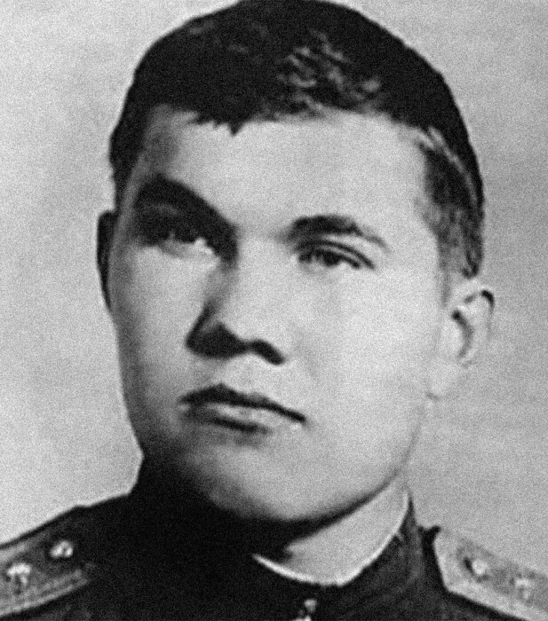 Тихая гавань генеральской вдовы: как Инна Лебедь пережила потерю и нашла покой Тихая гавань генеральской вдовы: как Инна Лебедь пережила потерю и нашла покой Александр Лебедь, Инна Лебедь, вдова, генерал, биография, семья, трагедия, поджог, месть