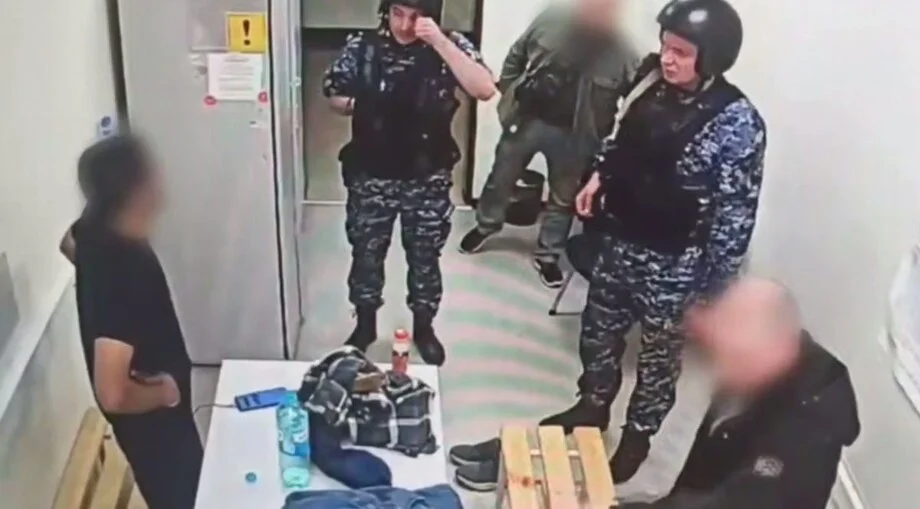 Обновил гардероб за чужой счет: попытка кражи в Москве попала на видео
