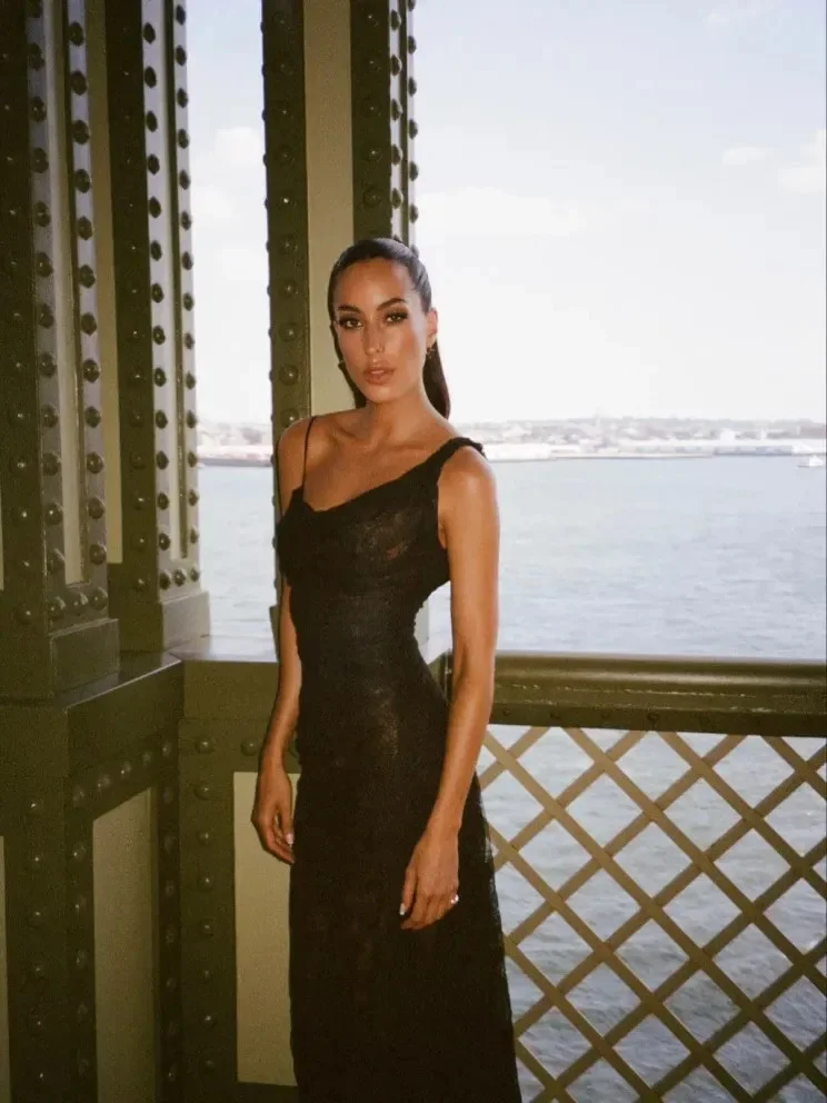 Свадьба века: Брэд Питт и Инес де Рамон засветились на торжестве Свифт Брэд Питт, Инес де Рамон, Тейлор Свифт, знаменитости, стиль