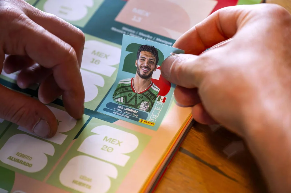 Как наклейки Panini покорили мир и стали миллиардным бизнесом Panini, наклейки, коллекционирование, футбол, история бизнеса, ЧМ-2026, братья Панини