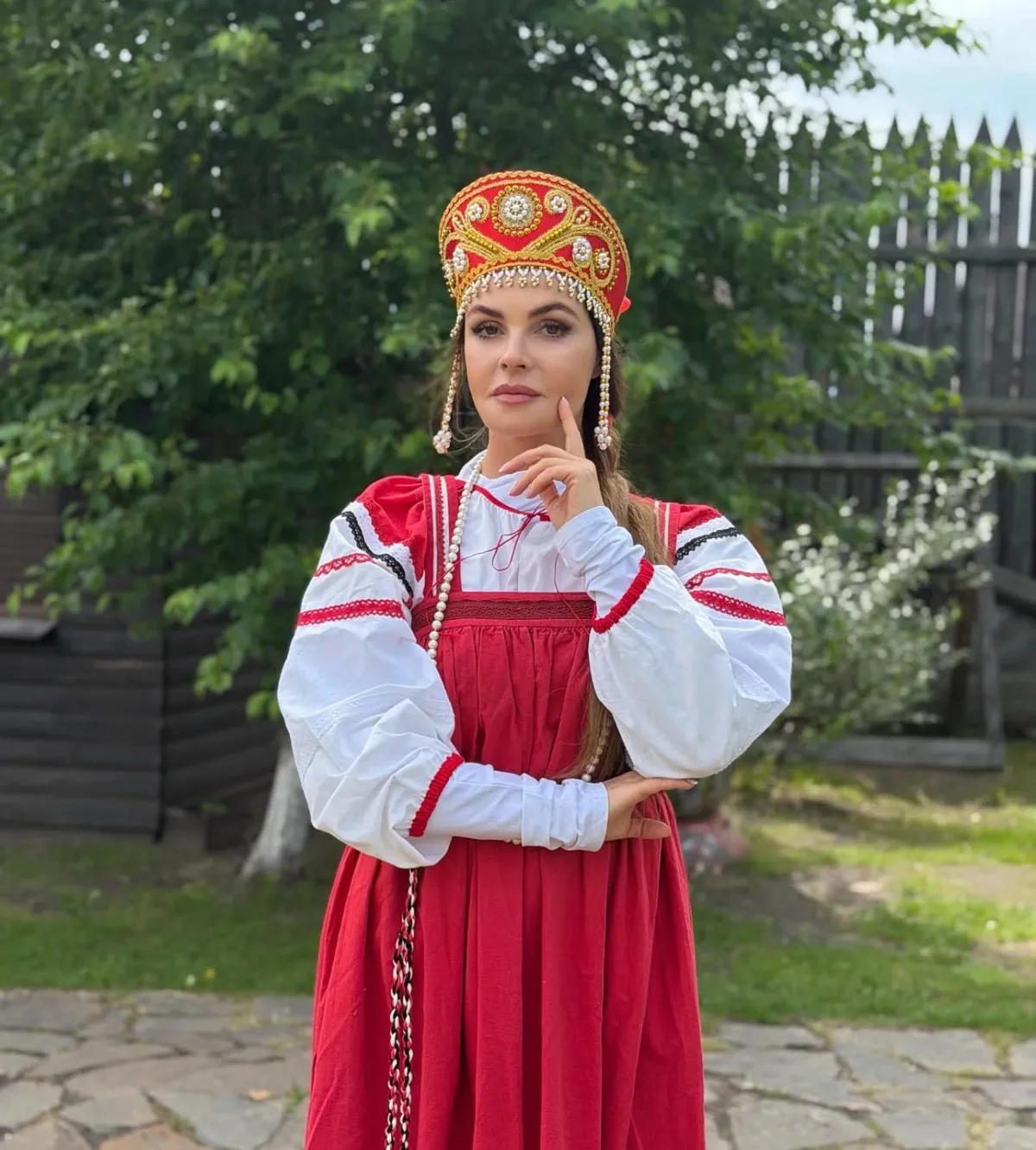 «Похоже на морскую воду»: Андреева показала, как пьёт кровь ради вечной молодости «Похоже на морскую воду»: Андреева показала, как пьёт кровь ради вечной молодости Екатерина Андреева, омоложение, кровь моллюска, Первый канал, новости