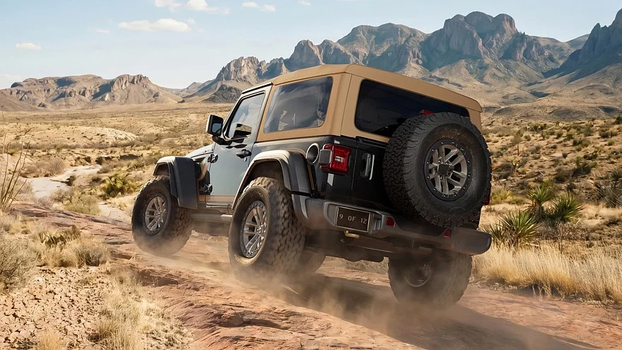 Jeep Wrangler Laredo 2026: возвращение легенды 80-х с современной начинкой Jeep Wrangler Laredo 2026: возвращение легенды 80-х с современной начинкой Jeep, Wrangler, Laredo, внедорожник, спецверсия, Twelve 4 Twelve, 2026, цена