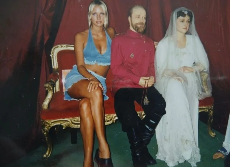 Фотоархив 90-х: эпоха контрастов и перемен