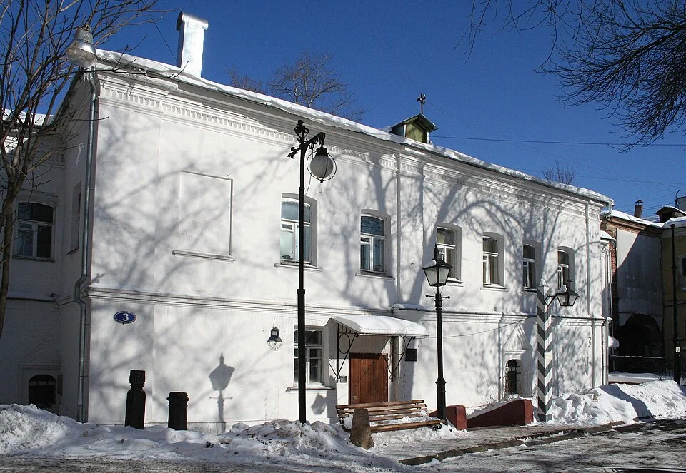 Гайд по необычным музеям Москвы: от забытого горельефа до часов Гагарина Гайд по необычным музеям Москвы: от забытого горельефа до часов Гагарина Москва, музеи, достопримечательности, история, культура