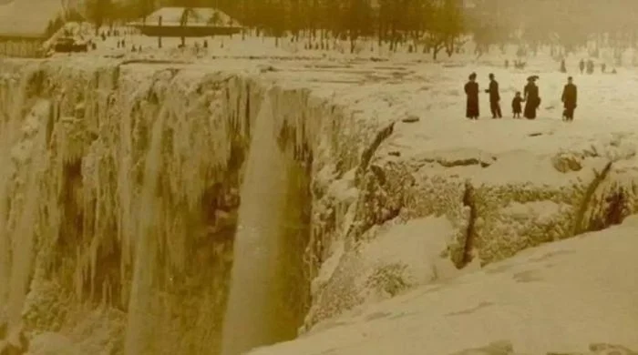 Ледяная магия: как водопады превращаются в хрусталь