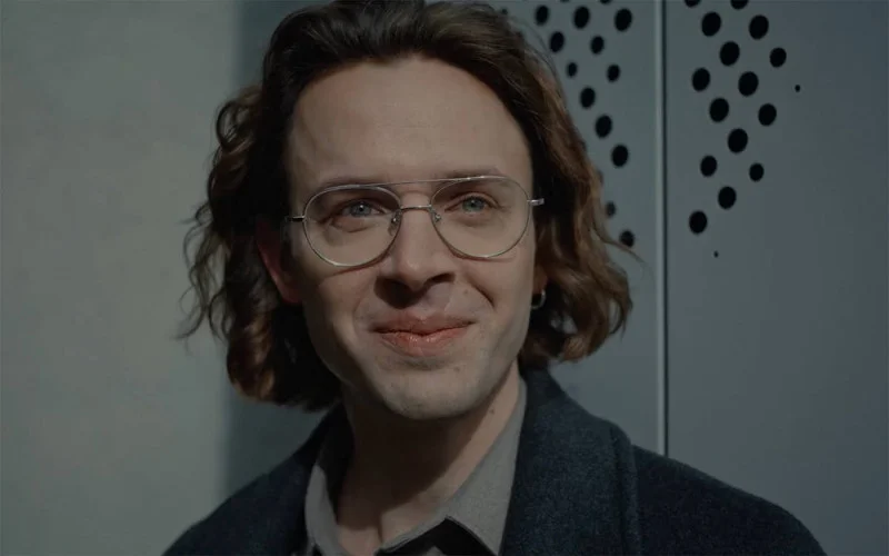 Гид по героям «Фейка»: кто из окружения Риты — сталкер? сериалы, Okko, Фейк, киберсталкинг, триллер