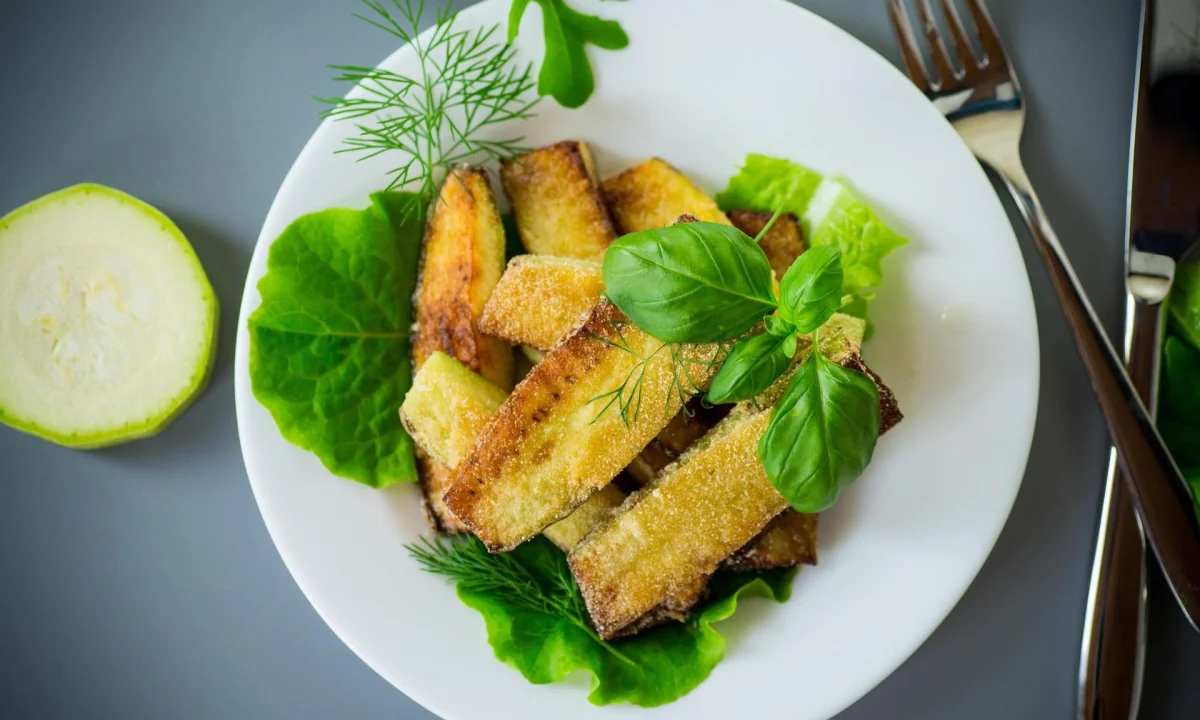 Кабачки в кляре: рецепты с разными начинками