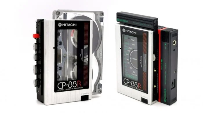 Миниатюрные кассетники: инженерные шедевры 80-х Sony Walkman, кассетный плеер, WM-10, Toshiba KT-AS10, Hitachi CP-88R, портативное аудио, 1980-е, автореверс
