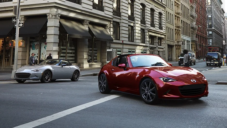 Электрическая Mazda MX-5: когда ждать и что известно Электрическая Mazda MX-5: когда ждать и что известно Mazda, MX-5, Miata, новости, автомобили, электромобили