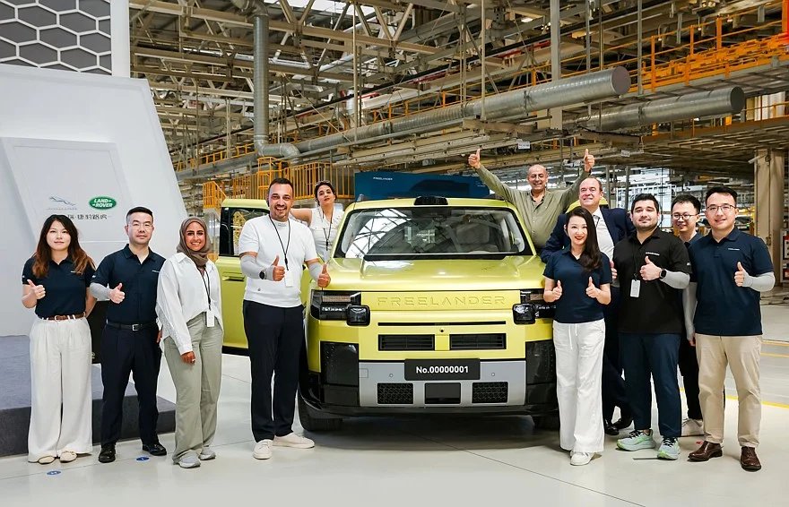 Freelander 8: новый гигант из Китая готовится к старту Freelander 8: новый гигант из Китая готовится к старту Freelander 8, Chery Jaguar Land Rover, CJLR, гибрид, кроссовер, новинка