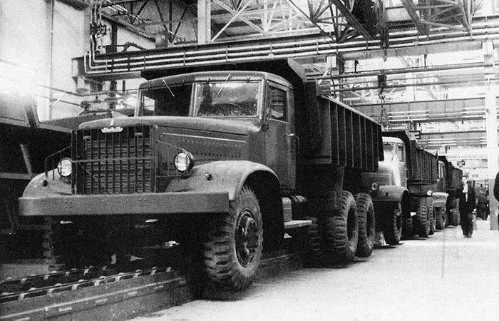Деревянный КРАЗ: почему гигант советского автопрома скрывал фанеру под жестью КРАЗ, СССР, автомобили, история, технологии, грузовики