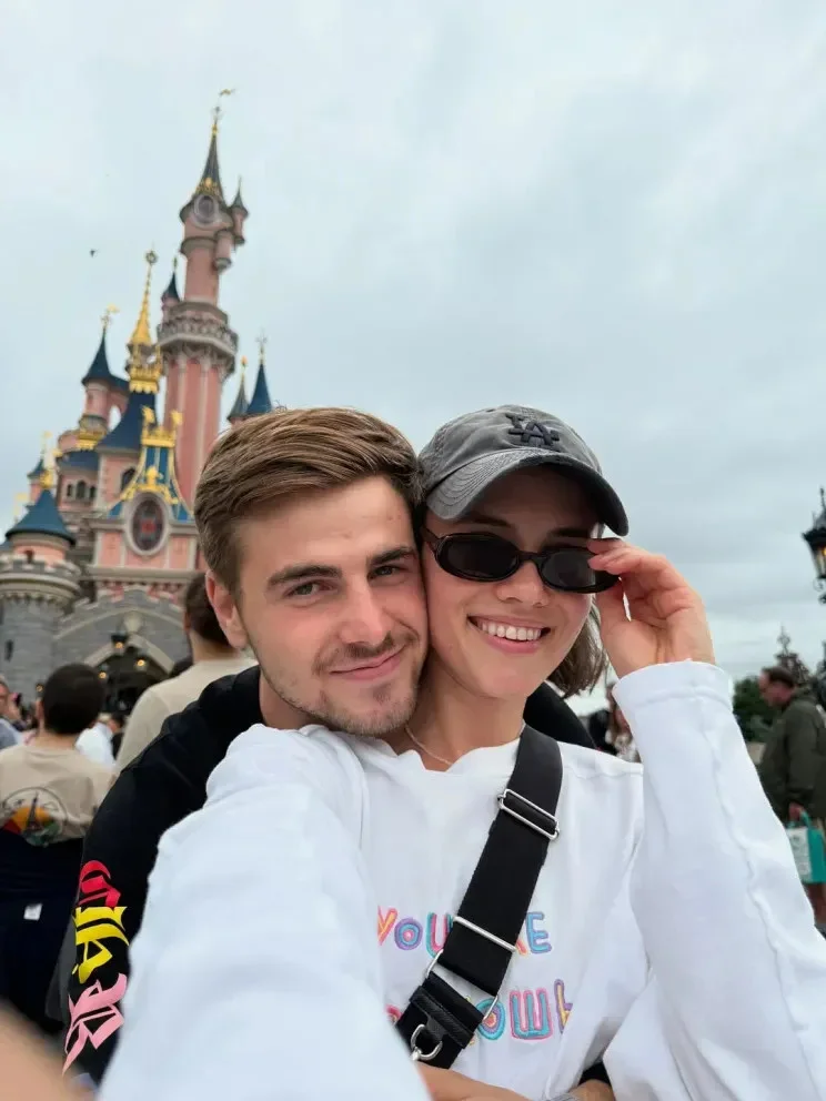 «Зато есть кому меня хоронить»: Милославская о браке с 23-летним футболистом «Зато есть кому меня хоронить»: Милославская о браке с 23-летним футболистом Стася Милославская, Егор Ушаков, знаменитости, отношения, свадьба, шоу-бизнес, Александр Петров