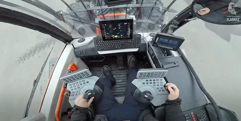 Лесной монстр КАМАЗ: испытания новейшего харвестера на Русском Севере КАМАЗ-1010, харвестер, Лесник-2, лесозаготовка, испытания, Карелия, спецтехника