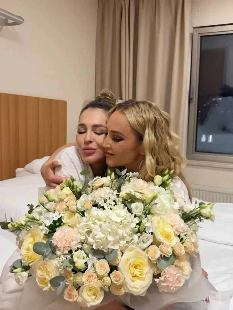 Счастье в семье Бузовых: Анна родила дочь, Ольга стала тетей Счастье в семье Бузовых: Анна родила дочь, Ольга стала тетей Анна Бузова, Ольга Бузова, роды, семья, знаменитости, Дом 2