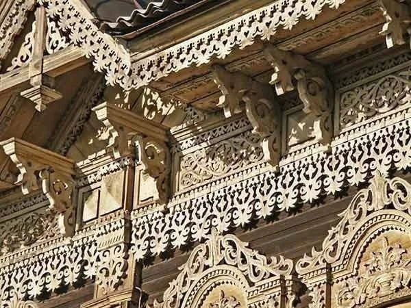 Резное чудо: самые красивые деревянные дома России Резное чудо: самые красивые деревянные дома России деревянное зодчество, архитектура, история, путешествия по России, резьба, памятники