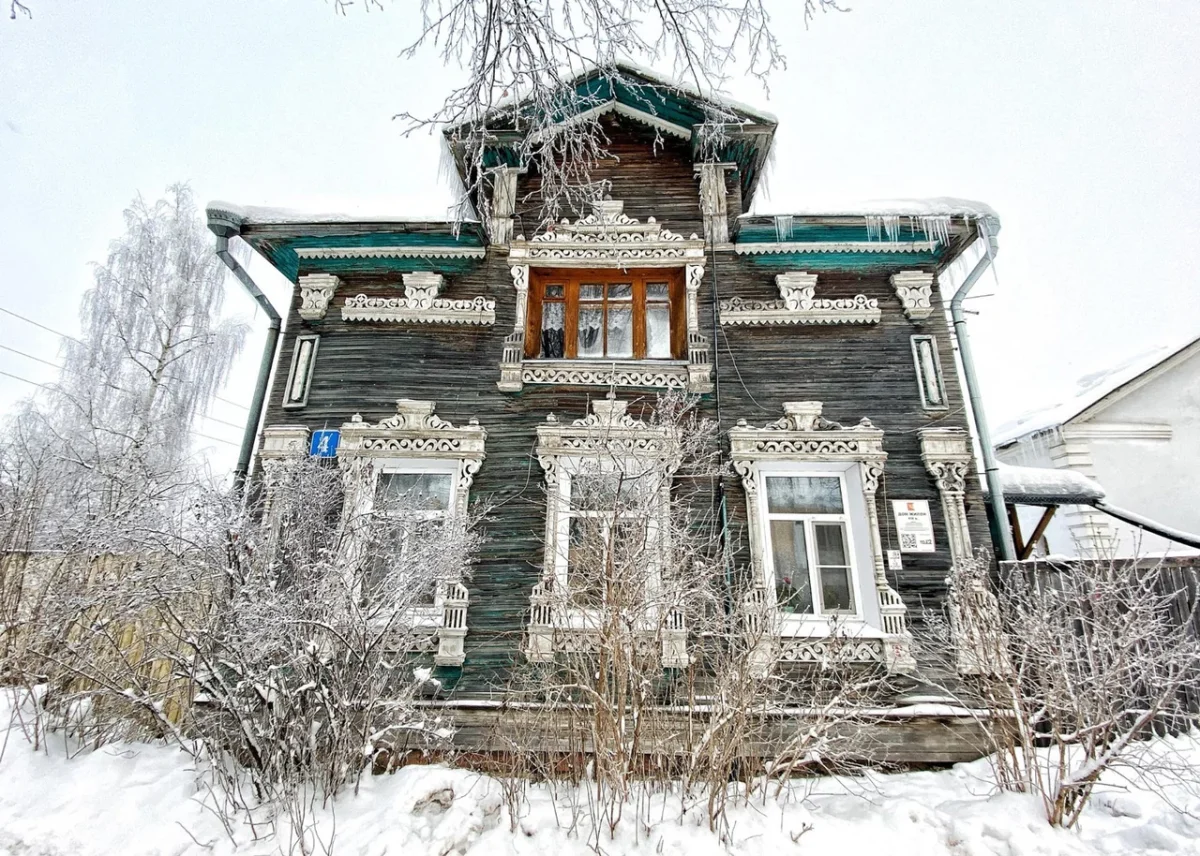 Резное чудо: самые красивые деревянные дома России Резное чудо: самые красивые деревянные дома России деревянное зодчество, архитектура, история, путешествия по России, резьба, памятники