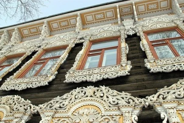 Резное чудо: самые красивые деревянные дома России Резное чудо: самые красивые деревянные дома России деревянное зодчество, архитектура, история, путешествия по России, резьба, памятники
