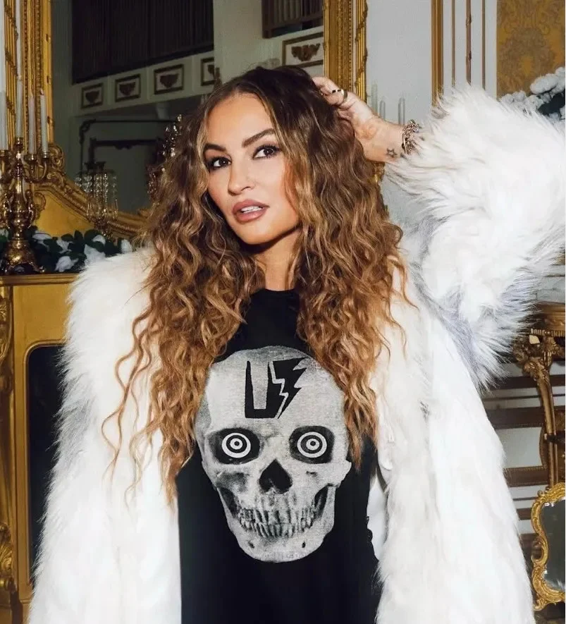 «Да пошли вы все»: звезда «Клана Сопрано» разбогатела на OnlyFans за 75 минут «Да пошли вы все»: звезда «Клана Сопрано» разбогатела на OnlyFans за 75 минут Дреа де Маттео, OnlyFans, Клан Сопрано, знаменитости, деньги, долги