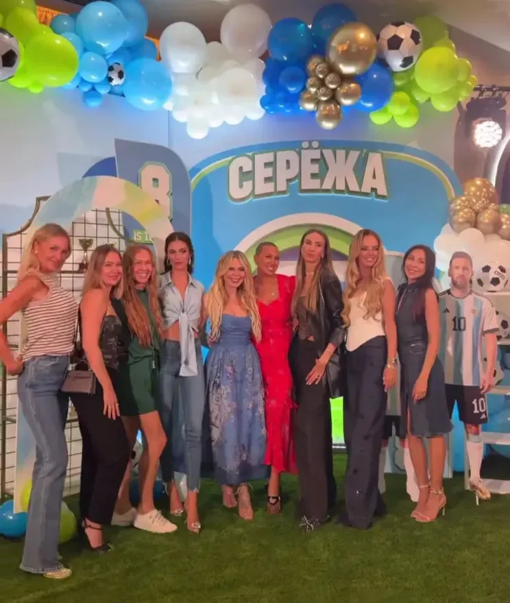 Звездный праздник в футбольном стиле: как Овечкин и Шубская отметили 8-летие сына Овечкин, Шубская, Алина Буре, Пелагея, день рождения, светская жизнь