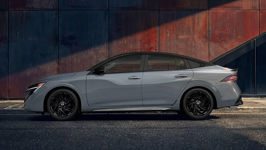 Седан Nissan Sentra обновился: появилась «тёмная» версия Седан Nissan Sentra обновился: появилась «тёмная» версия Nissan, Sentra, авто, новинки, Midnight Edition