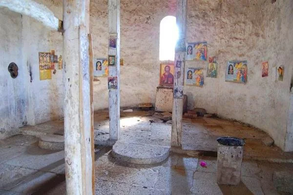 Заброшенный город в скале: почему туристы называют Вардзию грузинской Морией Заброшенный город в скале: почему туристы называют Вардзию грузинской Морией Вардзия, Грузия, пещерный город, царица Тамара, древний монастырь, достопримечательности Грузии, путешествия, туризм, скальный комплекс, история