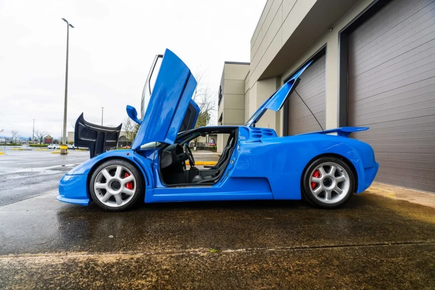 Найденный спустя 25 лет Bugatti EB110 SS уйдет с молотка Найденный спустя 25 лет Bugatti EB110 SS уйдет с молотка Bugatti, авто, аукцион, раритет, суперкар