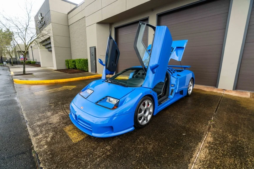 Найденный спустя 25 лет Bugatti EB110 SS уйдет с молотка Найденный спустя 25 лет Bugatti EB110 SS уйдет с молотка Bugatti, авто, аукцион, раритет, суперкар