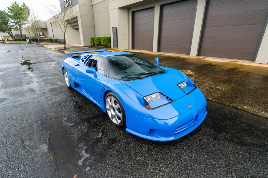 Найденный спустя 25 лет Bugatti EB110 SS уйдет с молотка Найденный спустя 25 лет Bugatti EB110 SS уйдет с молотка Bugatti, авто, аукцион, раритет, суперкар