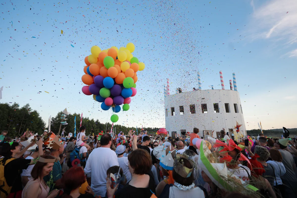 Неделя в Москве и Питере: от арт-ярмарки до ночного круиза афиша, москва, санкт-петербург, выставки, концерты, фестивали