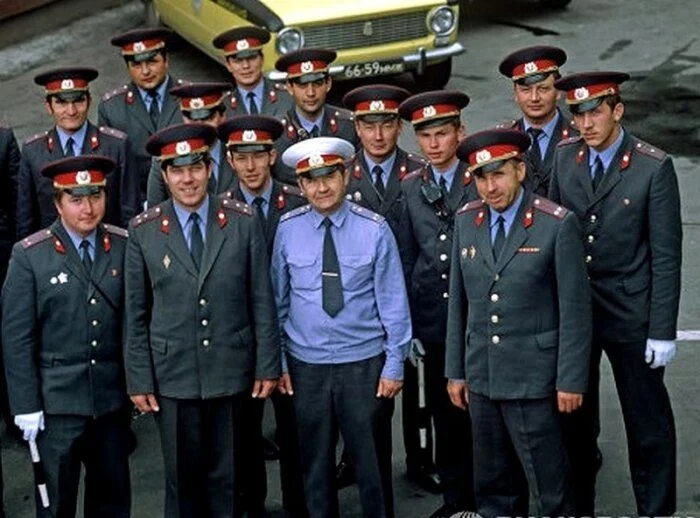 Почему советские милиционеры десятилетиями ходили безоружными Почему советские милиционеры десятилетиями ходили безоружными история, милиция, СССР
