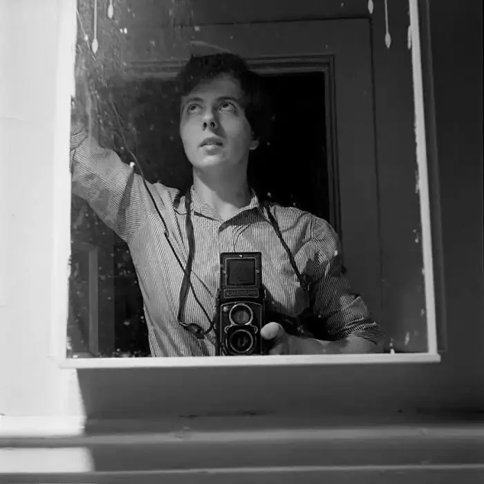 Няня, которая тайно снимала эпоху: феномен Вивиан Майер Няня, которая тайно снимала эпоху: феномен Вивиан Майер Вивиан Майер, фотография, история, Чикаго, уличная съемка