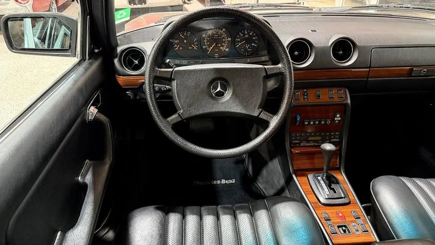 Идеальный Mercedes-Benz W123: пробег 29 000 км и шины 1985 года Mercedes-Benz, W123, ретро-авто, аукцион, капсула времени, дизель