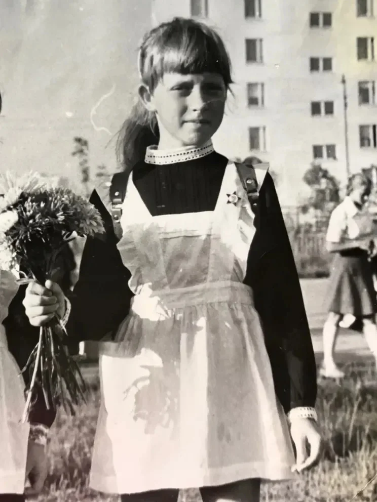 Как выглядели звёзды в школьные годы: ностальгическая подборка звезды, школа, ностальгия, архивные фото, 1 сентября