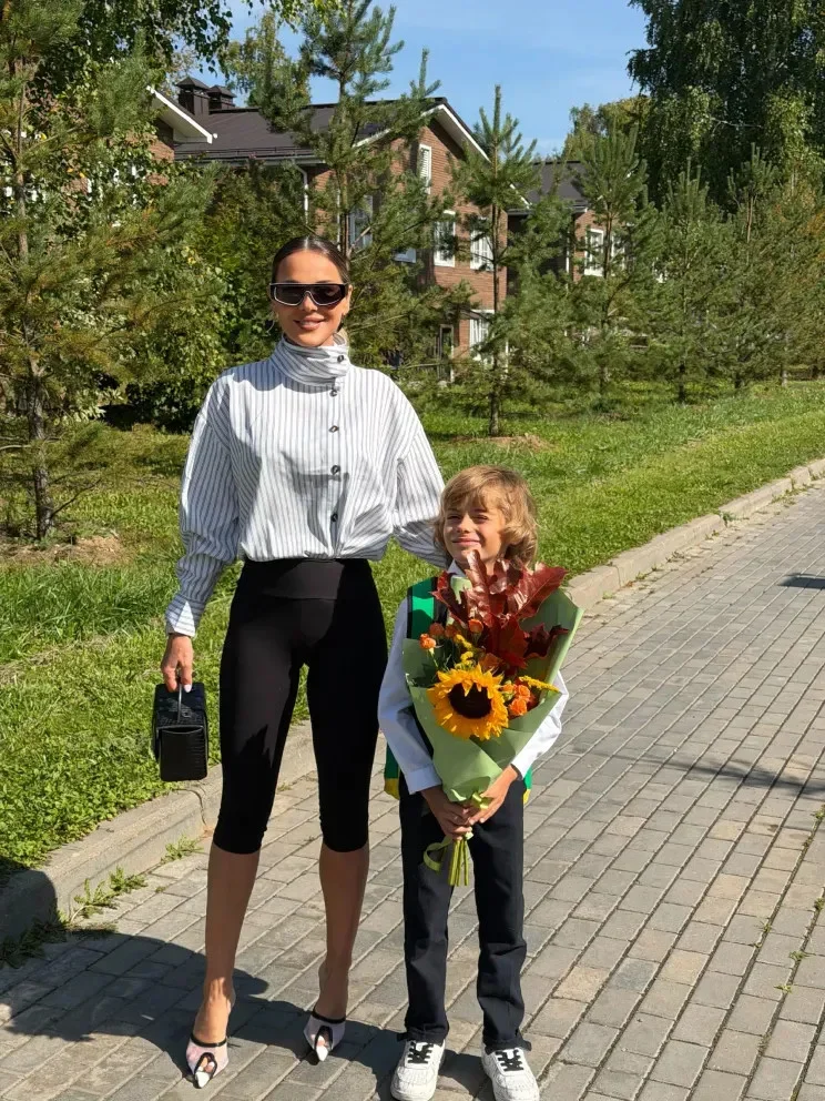 Звездный букет: как селебрити проводили детей в школу 1 сентября, звезды, дети, школа, знаменитости